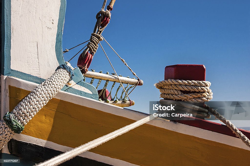 Barco de pesca tradicional do Rio Tejo - Royalty-free Amarelo Foto de stock