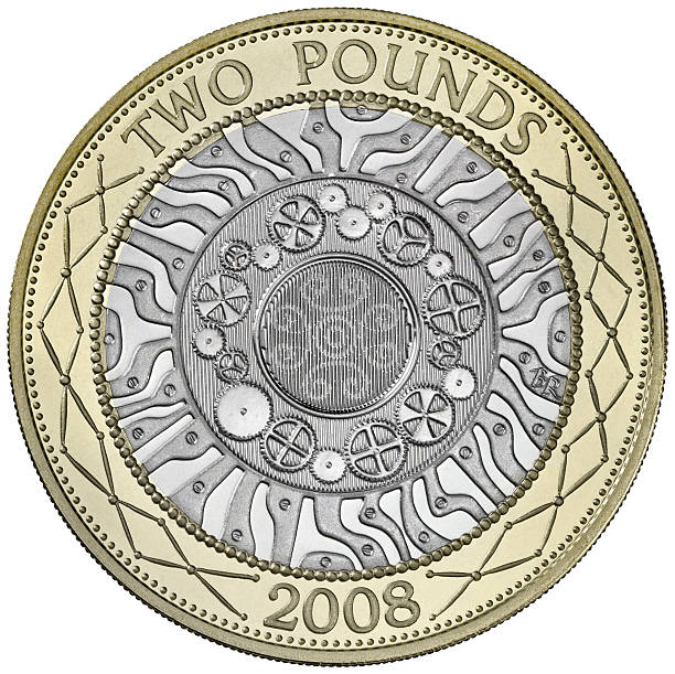 английская монета 2 фунта с обтравка - two pound coin стоковые фото и изображения