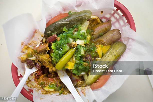 Double Cachorro Com Chilli - Fotografias de stock e mais imagens de Comida - Comida, Espaço para Texto, Fotografia - Imagem