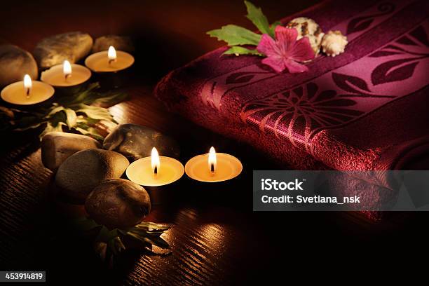 Trattamento Spa - Fotografie stock e altre immagini di Ayurveda - Ayurveda, Ambientazione interna, Aromaterapia