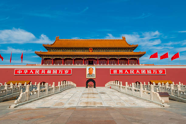 plaza de tiananmen - mao tse tung fotografías e imágenes de stock