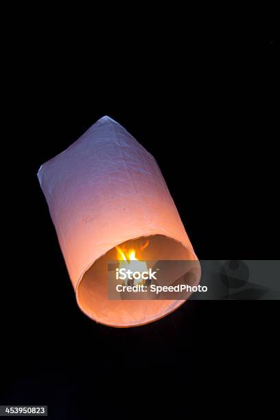 Foto de Chama De Balão e mais fotos de stock de Acender - Acender, Arte, Arte e Artesanato - Assunto