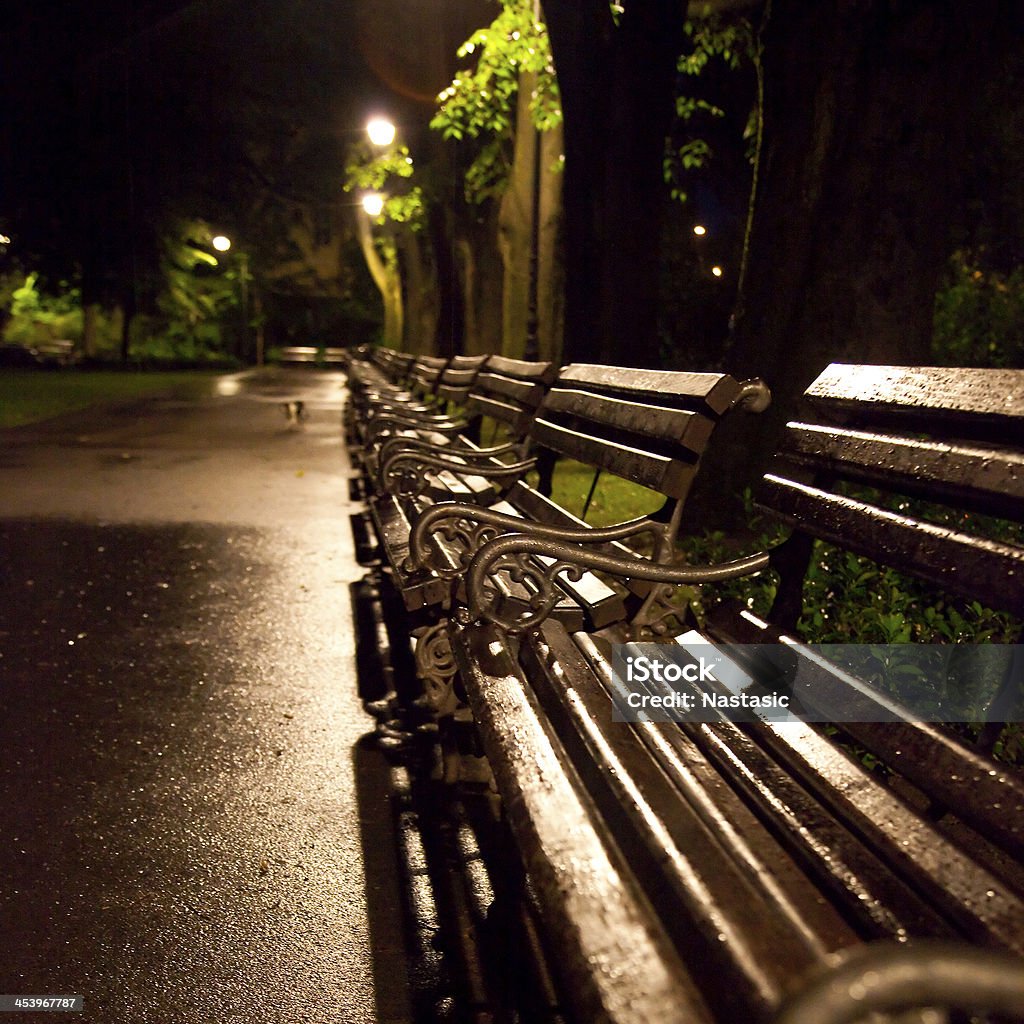 Pluie à park - Photo de Marcher libre de droits