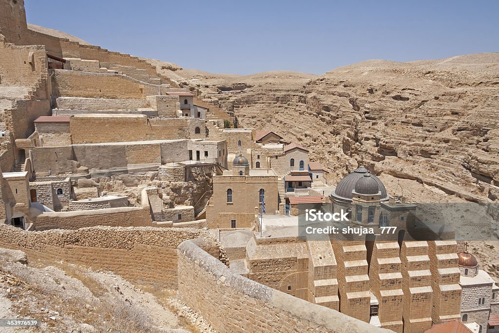 Ortodossia Greca vista sul monastero Mar Saba nel Deserto di Giudea - Foto stock royalty-free di Acciottolato