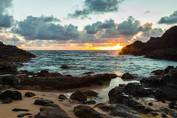 istock Halona Cove Sunrise 2 454045673