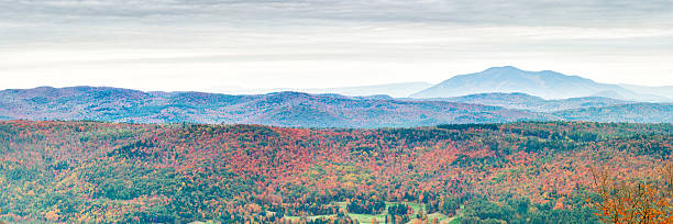 vermont jesień - mt ascutney zdjęcia i obrazy z banku zdjęć