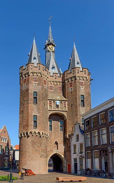 istock Sassenpoort in Zwolle 454099367