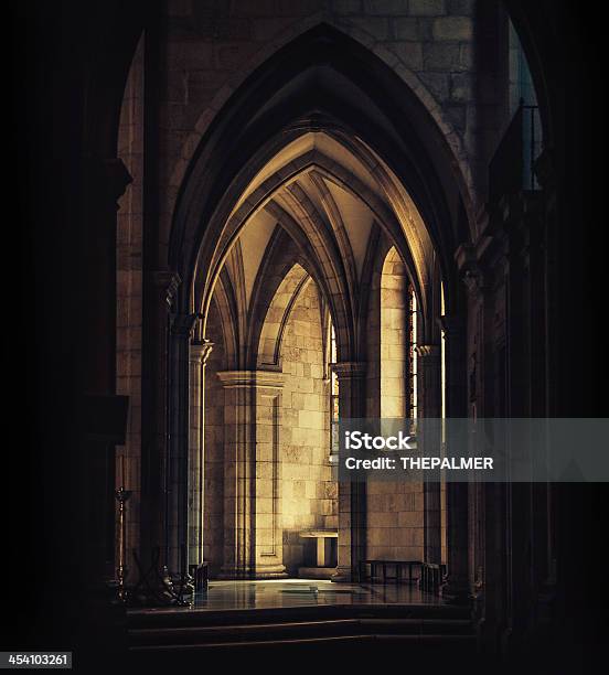 Kościół W Santander - zdjęcia stockowe i więcej obrazów Architektura - Architektura, Bez ludzi, Duchowość
