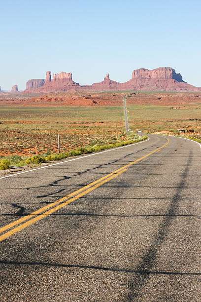istock Road into Monument Valley, Utah, USA. 454118545
