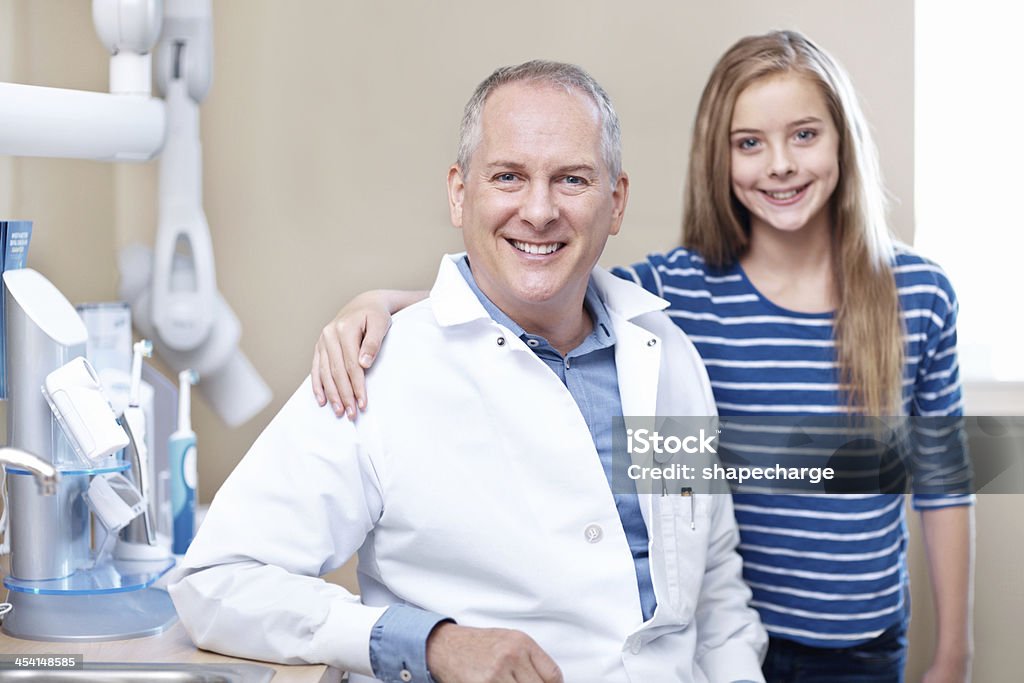 Mio padre è un dentista! - Foto stock royalty-free di Adulto