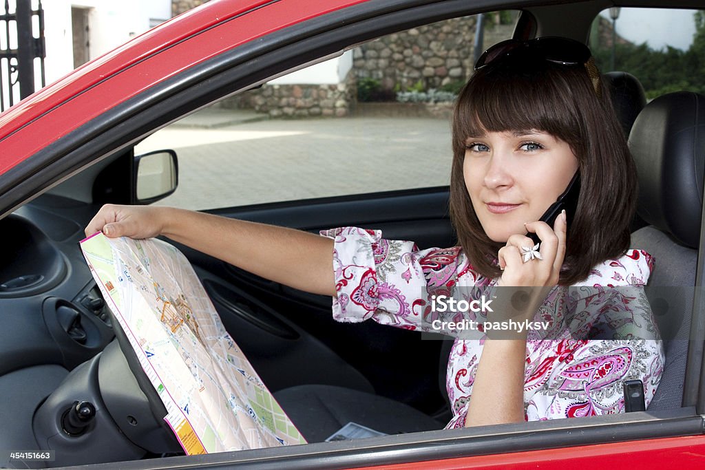 Mädchen auf dem Auto - Lizenzfrei Abschied Stock-Foto