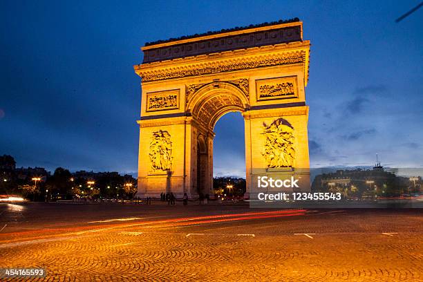 Photo libre de droit de Arc De Triomphe Arc De Triomphe De Paris France banque d'images et plus d'images libres de droit de Arc - Élément architectural - Arc - Élément architectural, Arc de Triomphe, Arc de Triomphe - Paris