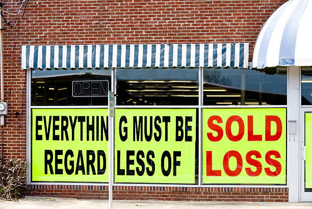 istock Going Out of Business 454173765