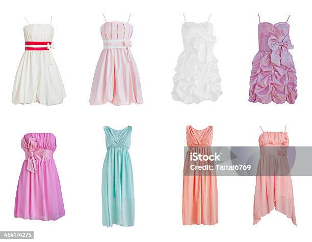 Kleid Isoliert Stockfoto und mehr Bilder von Abschlussball-Kleid - Abschlussball-Kleid, Freisteller – Neutraler Hintergrund, Einkaufen