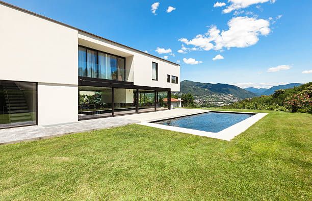 istock Modern villa with a pool in the mountains 454192087