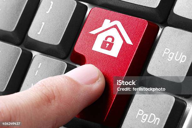 Red Hometaste Auf Der Tastatur Stockfoto und mehr Bilder von Abmachung - Abmachung, Abstrakt, Bedienungsknopf