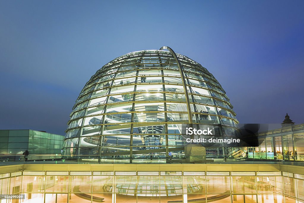 Cúpula do Reichstag em Berlim - Royalty-free Bundestag Foto de stock