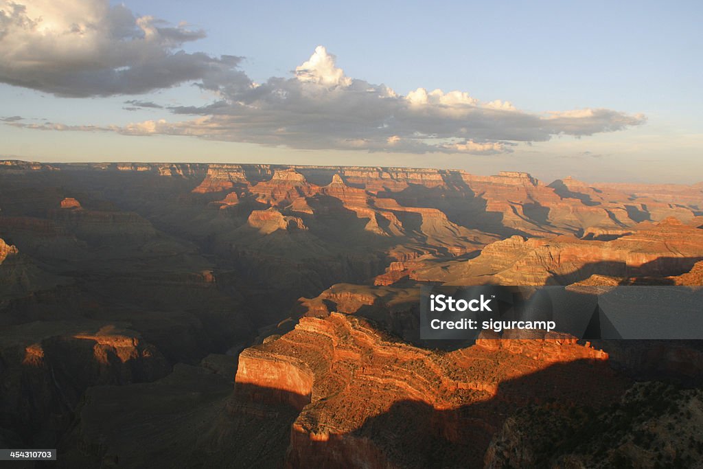 Большой Каньон Национальный Парк, штат Аризона, США - Стоковые фото Bright Angel Point роялти-фри