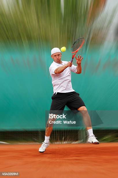테니스 Player 클레이 코트에 대한 스톡 사진 및 기타 이미지 - 클레이 코트, 테니스, 철썩 때리기
