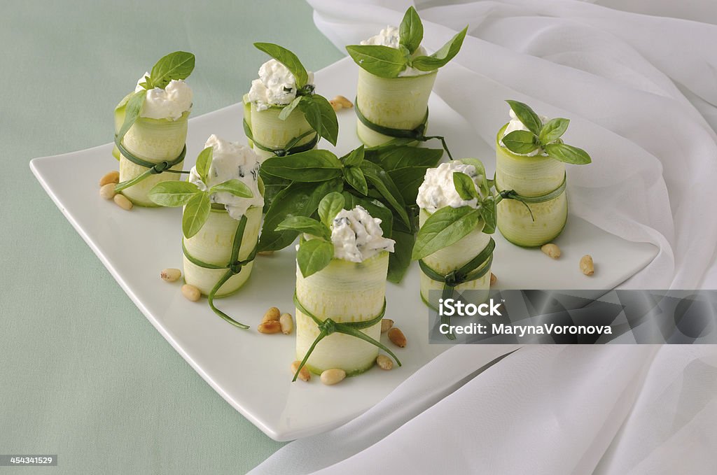 Involtini di zucca - Foto stock royalty-free di Buffet