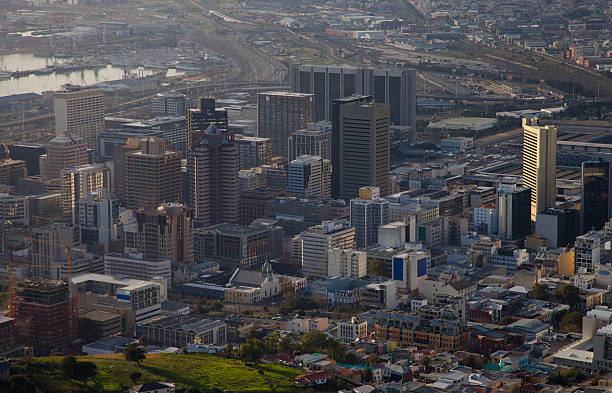 istock Cape Town City Centre In Early Morning Light 454345579