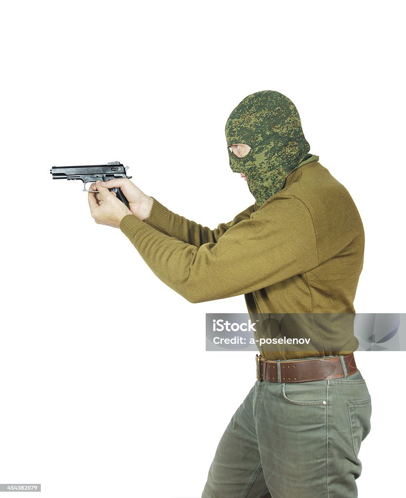 Homem dirigindo com uma arma - Royalty-free Adulto Foto de stock