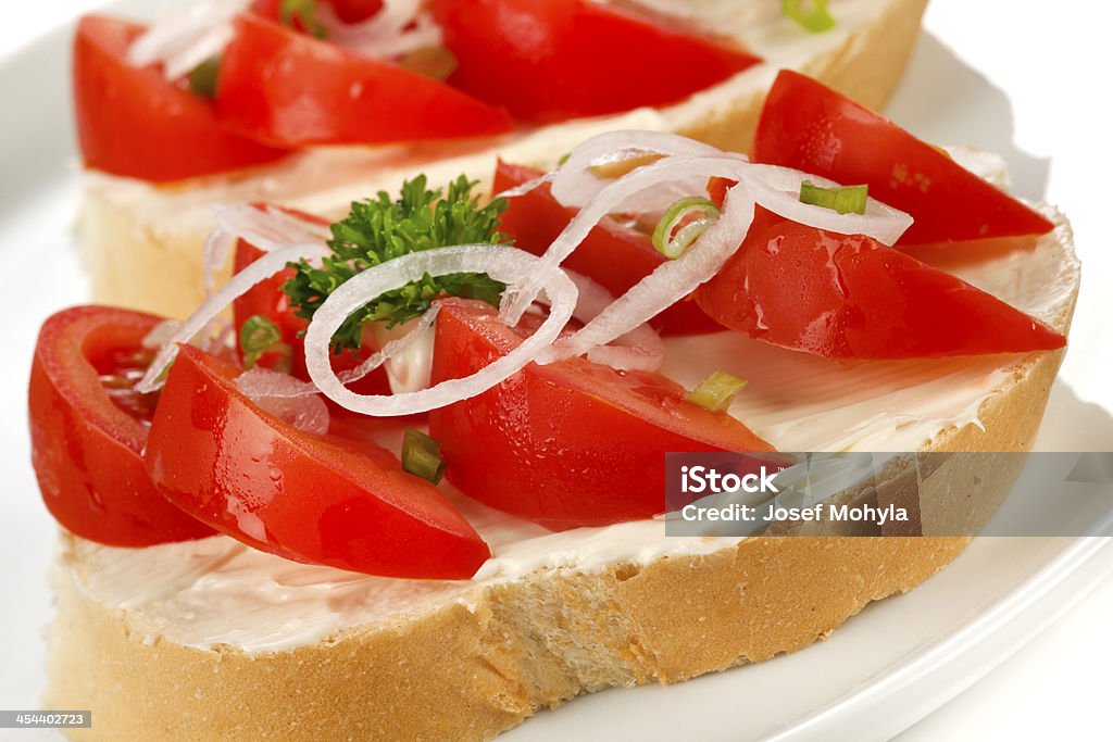 Abrir as sanduíches com tomate e cebola - Royalty-free Alimentação Saudável Foto de stock
