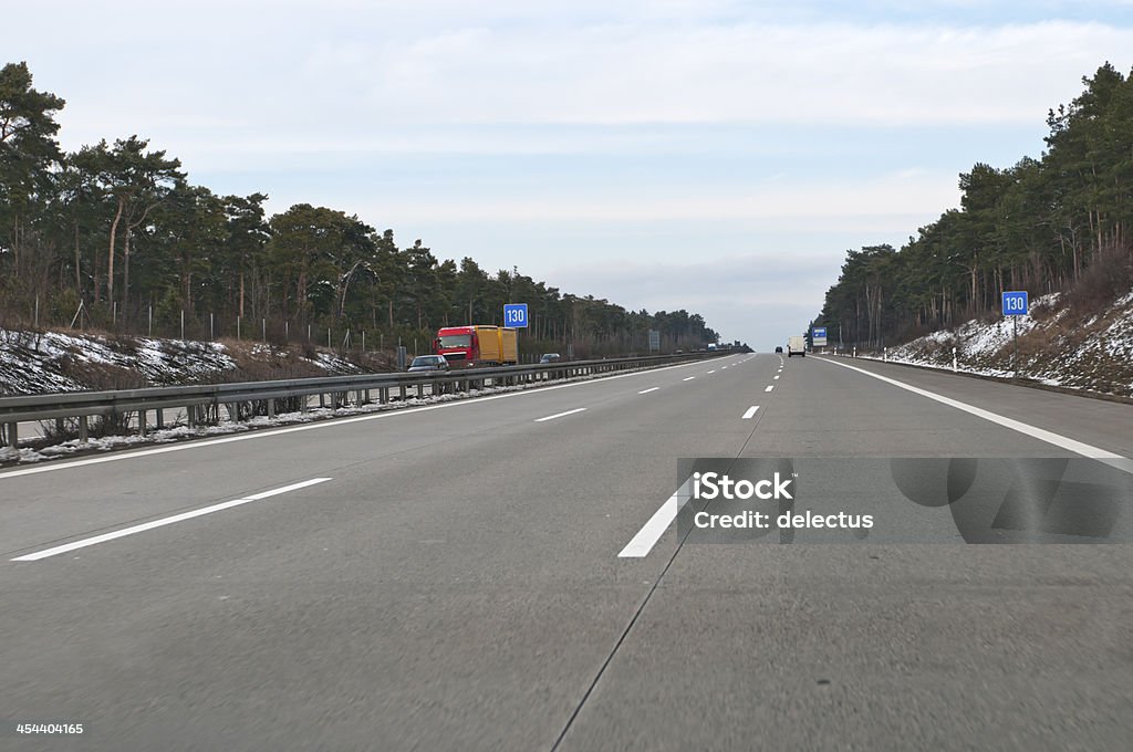 Paseos en un certificado alemán de autopista - Foto de stock de Aire libre libre de derechos