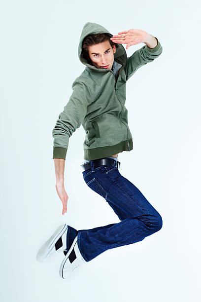 istock Giving you an airborne pose 454433991