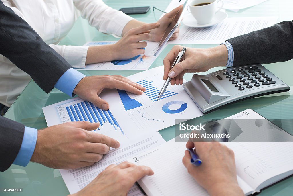 Business briefing - Foto stock royalty-free di Affari