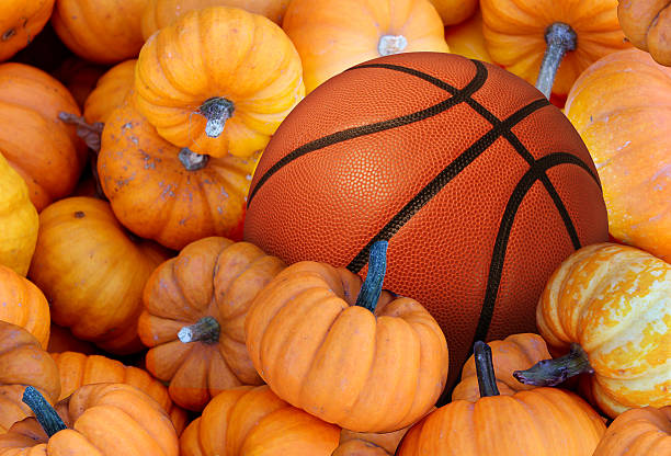 el día de acción de gracias de baloncesto - vegetable basket fotografías e imágenes de stock