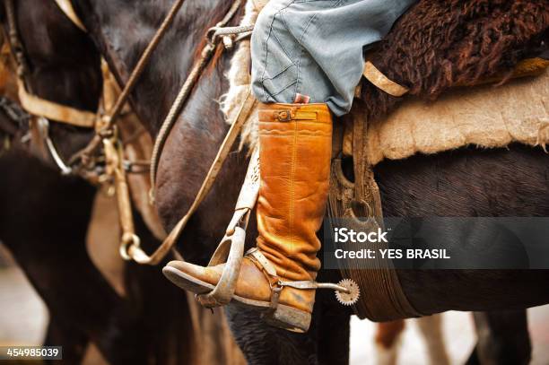 Stiefel Stockfoto und mehr Bilder von Agrarbetrieb - Agrarbetrieb, Alt, Altertümlich