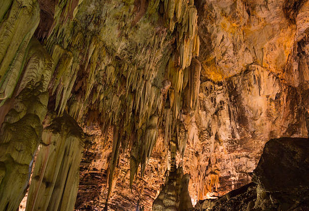 istock Wonder Cave Interior with Stalactites and Stalagmites 4 454985087