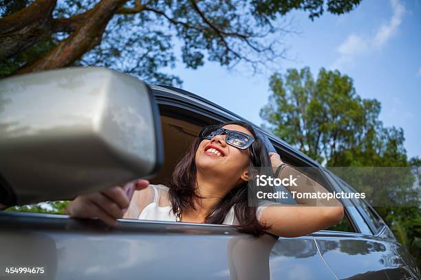 행복함 매력적인 여자 카폰에 30-39세에 대한 스톡 사진 및 기타 이미지 - 30-39세, New Driver, 개인 육상 교통