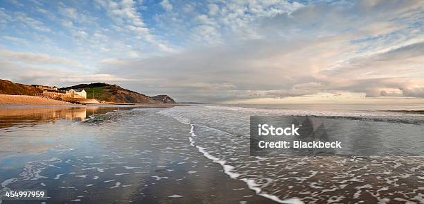 夕暮れの Charmouth ドーセットジュラシック海岸 - なだらかな起伏のある地形のストックフォトや画像を多数ご用意 - なだらかな起伏のある地形, イングランド, イングランド文化