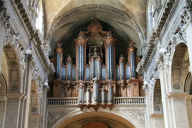Organ with pipes of the cathedral of Nancy