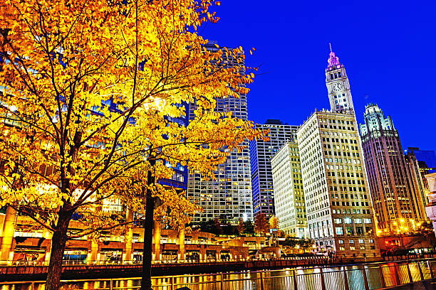 Chicago River view at dusk in autumn  michigan avenue chicago stock pictures, royalty-free photos & images