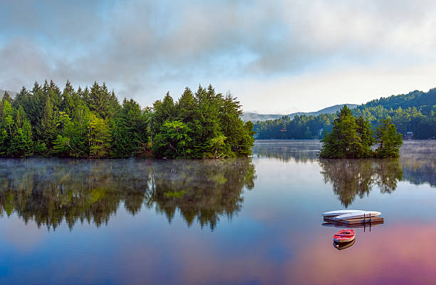 istock Early Morning Lake Scene 455113737