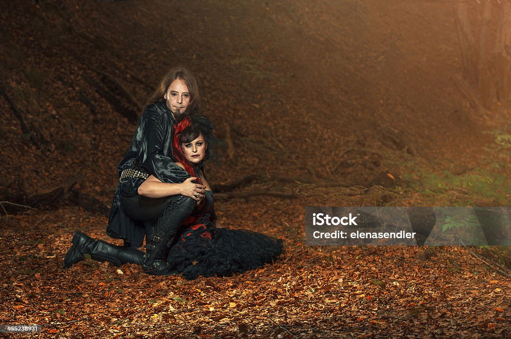 Goth couple - Photo de A la mode libre de droits