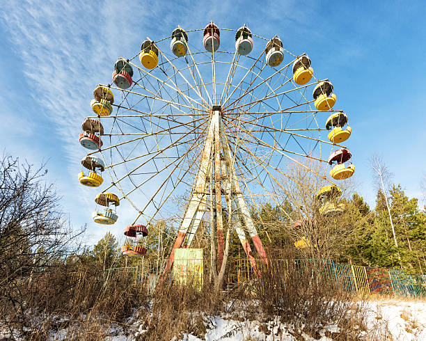 istock Wasteland with abandoned Ferris wheel, Pervouralsk, Urals, Russi 455256507