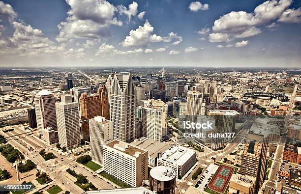 El Centro De La Ciudad De Detroit Foto de stock y más banco de imágenes de Detroit - Michigan - Detroit - Michigan, Michigan, Distrito central