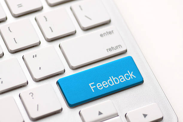tasto di computer mostrando la parola feedback. - communication social issues global communications satisfaction foto e immagini stock