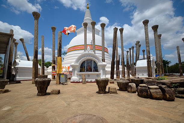istock Holy sites in Sri Lanka 455673065