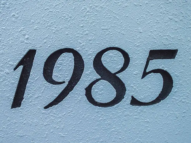 design,ideas,arts,1985,concrete wall,front door,beautiful,colorful,white color wall,