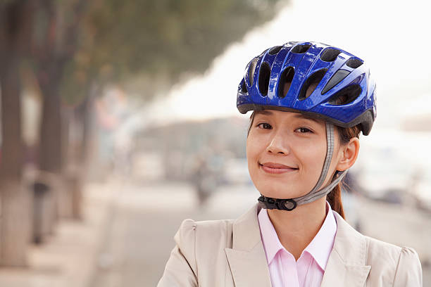 istock Young Business Woman commuting with a Bicycle, Beijing, China 455686295