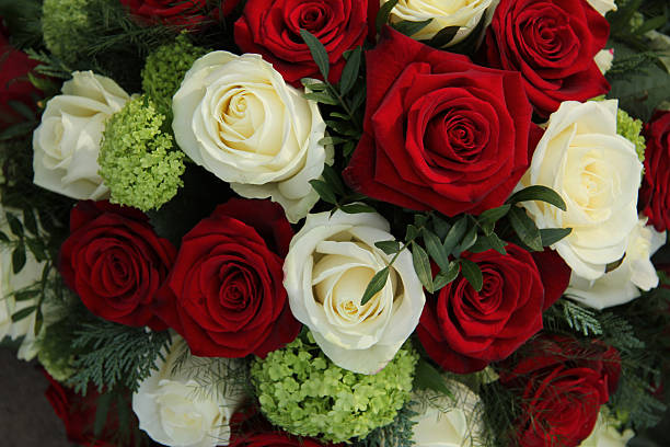 istock Bridal rose arrangement 455699223