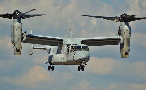 marine corps v-22 osprey - fischadler stock-fotos und bilder