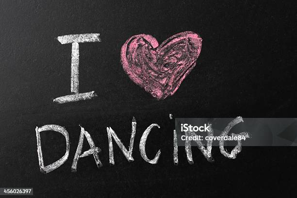 Adoro Ballare Gesso Testo Su Lavagna - Fotografie stock e altre immagini di Musica - Musica, Musica Salsa, Ambientazione interna