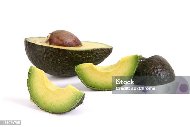 Avocado Stockfoto und mehr Bilder von Avocado - Avocado, Fotografie, Freisteller – Neutraler Hintergrund