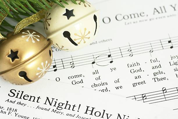 istock Christmas music 456075213
